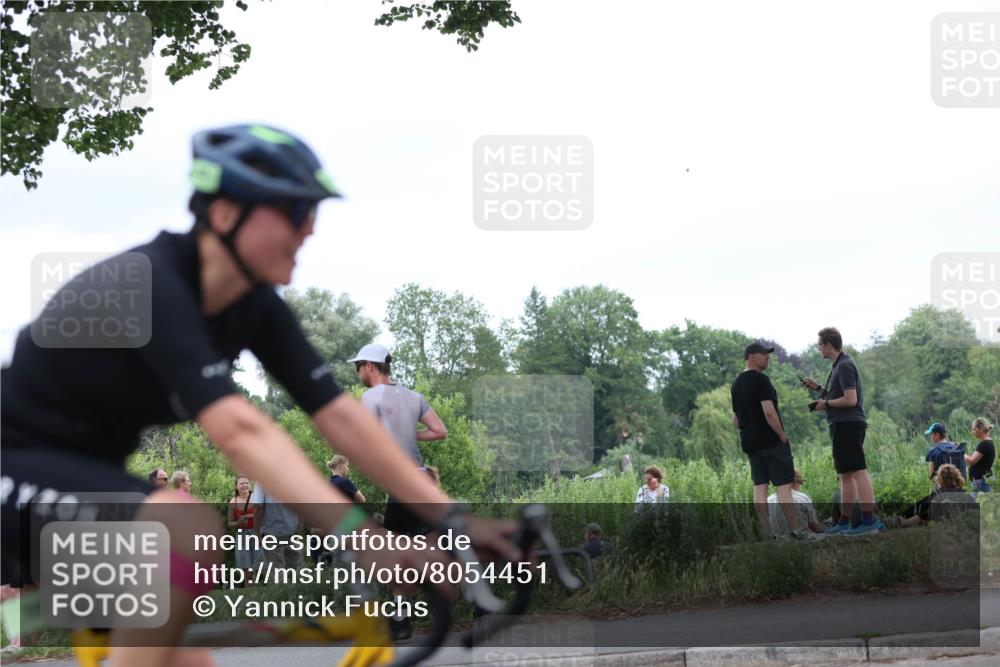 15.06.2025 - 7 Türme Triathlon Yannick Fuchs http://msf.ph/oto/8054451 15.06.2025 13:53:05 Radfahren  meine-sportfotos.de