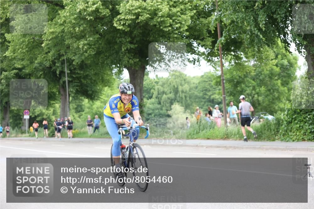 15.06.2025 - 7 Türme Triathlon Yannick Fuchs http://msf.ph/oto/8054460 15.06.2025 13:53:11 Radfahren  meine-sportfotos.de