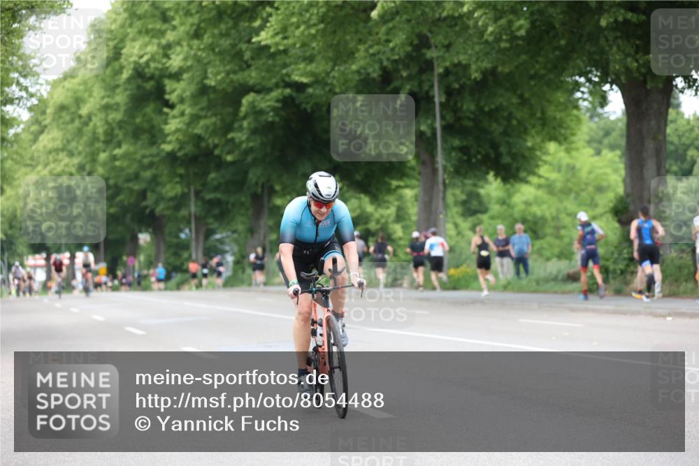 15.06.2025 - 7 Türme Triathlon Yannick Fuchs http://msf.ph/oto/8054488 15.06.2025 13:53:25 Radfahren  meine-sportfotos.de