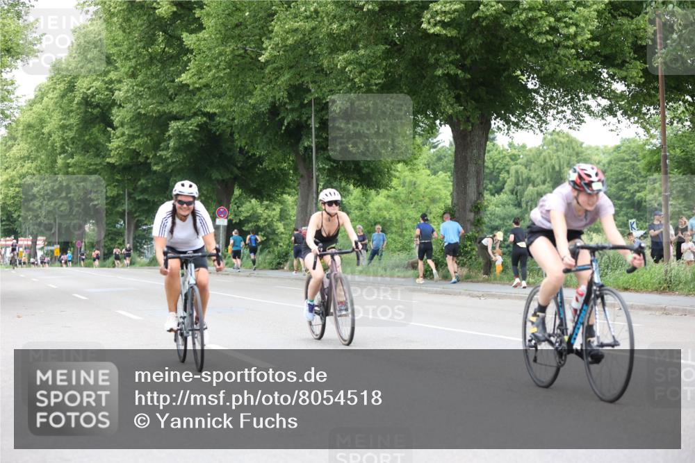 15.06.2025 - 7 Türme Triathlon Yannick Fuchs http://msf.ph/oto/8054518 15.06.2025 13:53:34 Radfahren  meine-sportfotos.de
