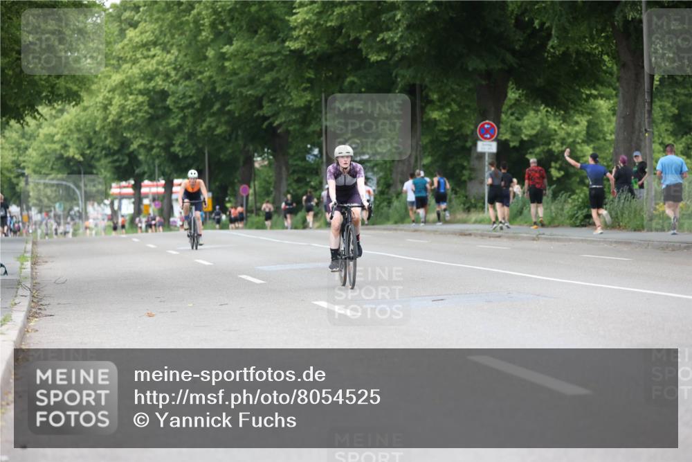 15.06.2025 - 7 Türme Triathlon Yannick Fuchs http://msf.ph/oto/8054525 15.06.2025 13:53:39 Radfahren  meine-sportfotos.de