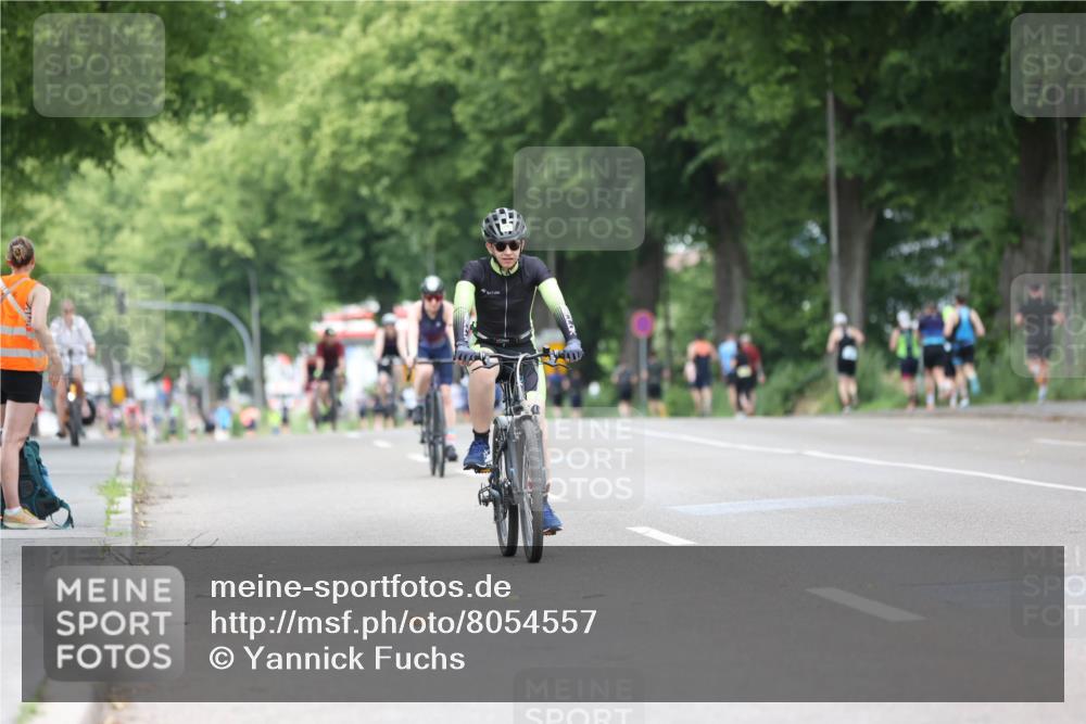 15.06.2025 - 7 Türme Triathlon Yannick Fuchs http://msf.ph/oto/8054557 15.06.2025 13:54:12 Radfahren  meine-sportfotos.de