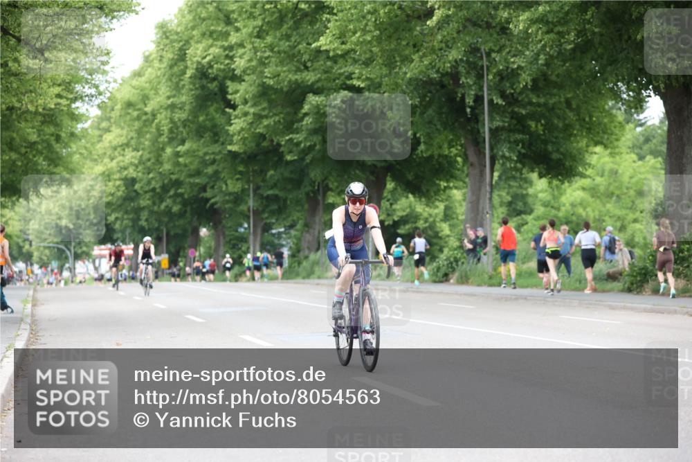 15.06.2025 - 7 Türme Triathlon Yannick Fuchs http://msf.ph/oto/8054563 15.06.2025 13:54:16 Radfahren  meine-sportfotos.de