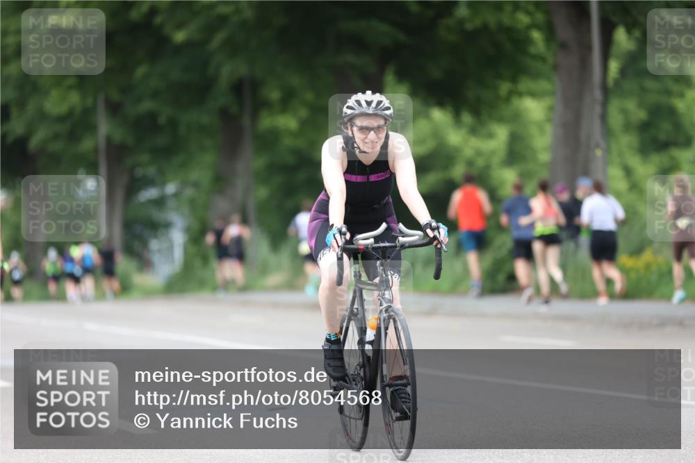 15.06.2025 - 7 Türme Triathlon Yannick Fuchs http://msf.ph/oto/8054568 15.06.2025 13:54:19 Radfahren  meine-sportfotos.de