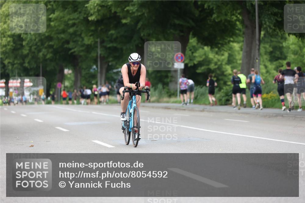 15.06.2025 - 7 Türme Triathlon Yannick Fuchs http://msf.ph/oto/8054592 15.06.2025 13:54:46 Radfahren  meine-sportfotos.de