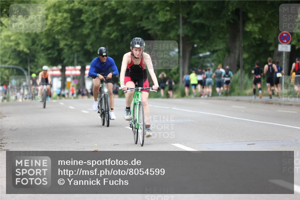 15.06.2025 - 7 Türme Triathlon Yannick Fuchs http://msf.ph/oto/8054599 15.06.2025 13:55:04 Radfahren  meine-sportfotos.de