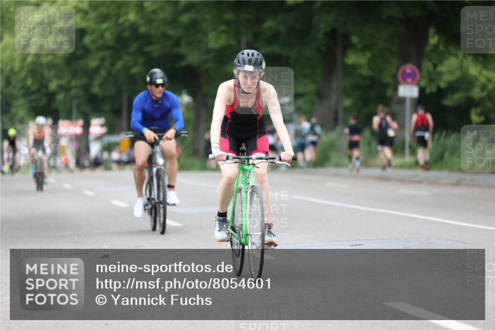 15.06.2025 - 7 Türme Triathlon Yannick Fuchs http://msf.ph/oto/8054601 15.06.2025 13:55:04 Radfahren  meine-sportfotos.de