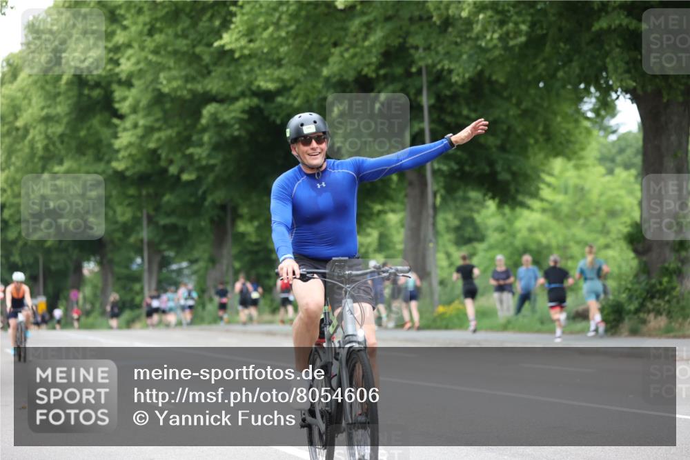 15.06.2025 - 7 Türme Triathlon Yannick Fuchs http://msf.ph/oto/8054606 15.06.2025 13:55:06 Radfahren  meine-sportfotos.de
