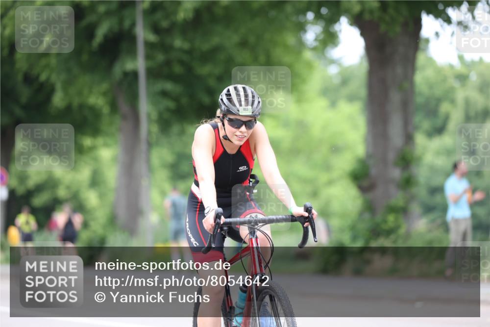 15.06.2025 - 7 Türme Triathlon Yannick Fuchs http://msf.ph/oto/8054642 15.06.2025 13:55:30 Radfahren 993 meine-sportfotos.de