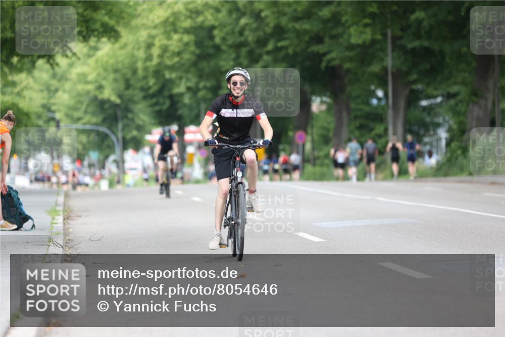 15.06.2025 - 7 Türme Triathlon Yannick Fuchs http://msf.ph/oto/8054646 15.06.2025 13:55:48 Radfahren  meine-sportfotos.de