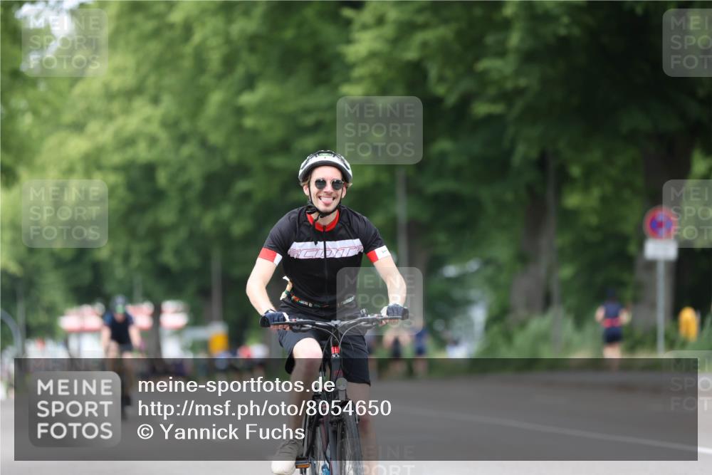 15.06.2025 - 7 Türme Triathlon Yannick Fuchs http://msf.ph/oto/8054650 15.06.2025 13:55:49 Radfahren  meine-sportfotos.de