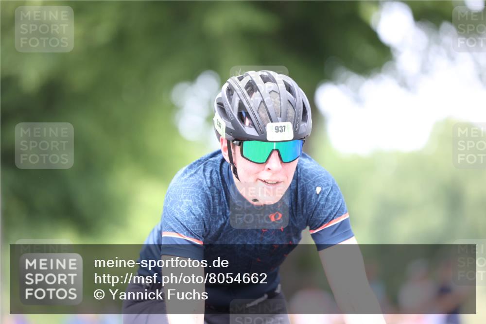 15.06.2025 - 7 Türme Triathlon Yannick Fuchs http://msf.ph/oto/8054662 15.06.2025 13:55:53 Radfahren 937, 937 meine-sportfotos.de