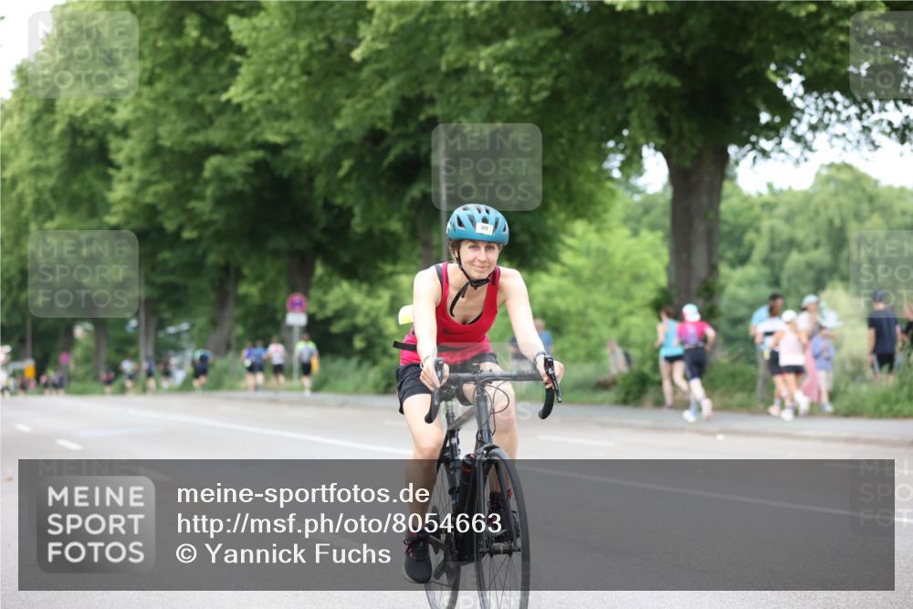 15.06.2025 - 7 Türme Triathlon Yannick Fuchs http://msf.ph/oto/8054663 15.06.2025 13:56:05 Radfahren  meine-sportfotos.de
