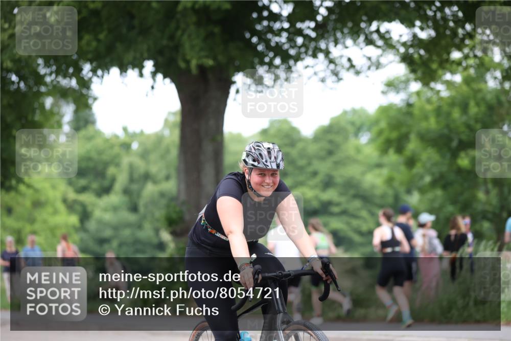 15.06.2025 - 7 Türme Triathlon Yannick Fuchs http://msf.ph/oto/8054721 15.06.2025 13:57:40 Radfahren  meine-sportfotos.de
