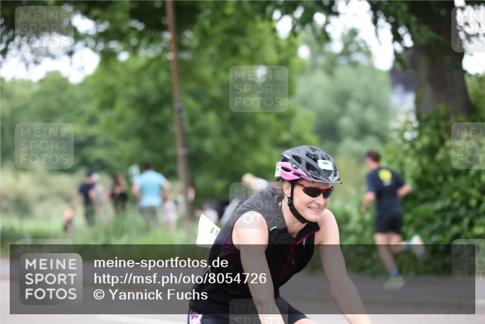 15.06.2025 - 7 Türme Triathlon Yannick Fuchs http://msf.ph/oto/8054726 15.06.2025 13:57:59 Radfahren 1061 meine-sportfotos.de