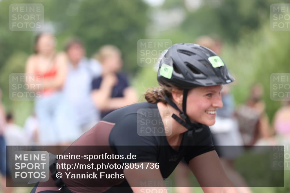 15.06.2025 - 7 Türme Triathlon Yannick Fuchs http://msf.ph/oto/8054736 15.06.2025 13:58:05 Radfahren  meine-sportfotos.de