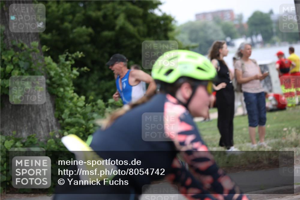 15.06.2025 - 7 Türme Triathlon Yannick Fuchs http://msf.ph/oto/8054742 15.06.2025 13:58:08 Radfahren  meine-sportfotos.de