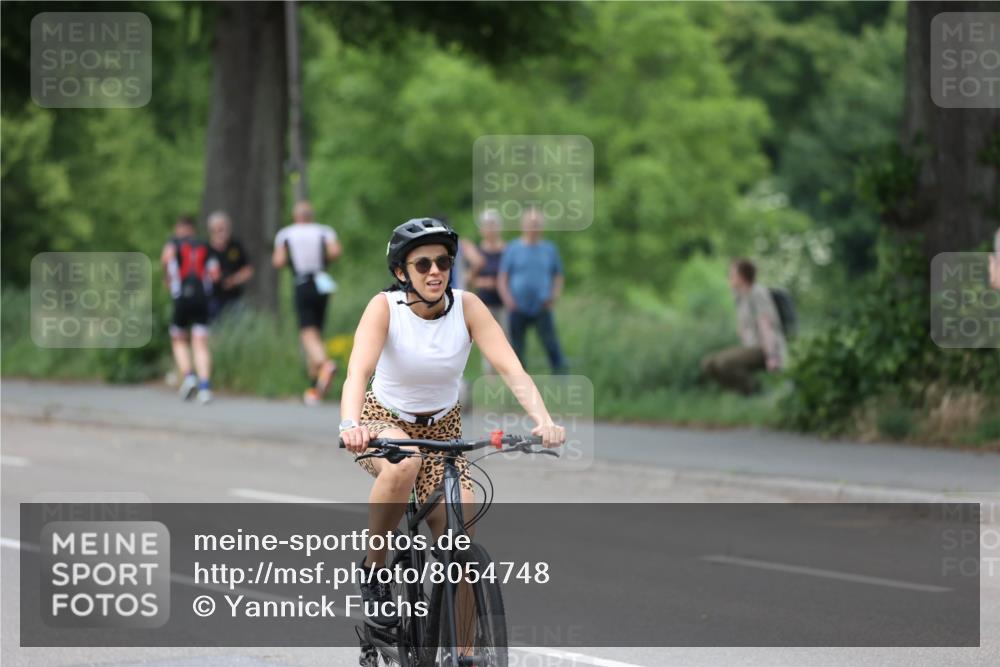 15.06.2025 - 7 Türme Triathlon Yannick Fuchs http://msf.ph/oto/8054748 15.06.2025 13:58:26 Radfahren  meine-sportfotos.de