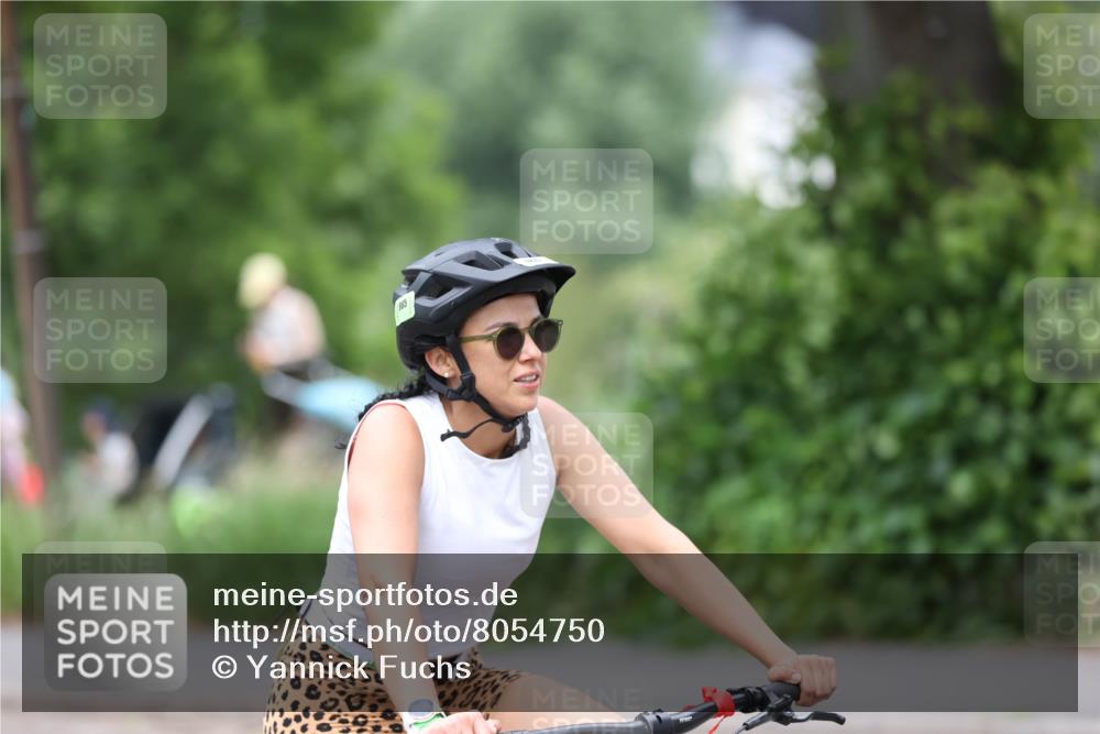 15.06.2025 - 7 Türme Triathlon Yannick Fuchs http://msf.ph/oto/8054750 15.06.2025 13:58:27 Radfahren 965 meine-sportfotos.de