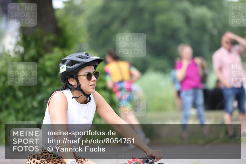 15.06.2025 - 7 Türme Triathlon Yannick Fuchs http://msf.ph/oto/8054751 15.06.2025 13:58:27 Radfahren 965 meine-sportfotos.de