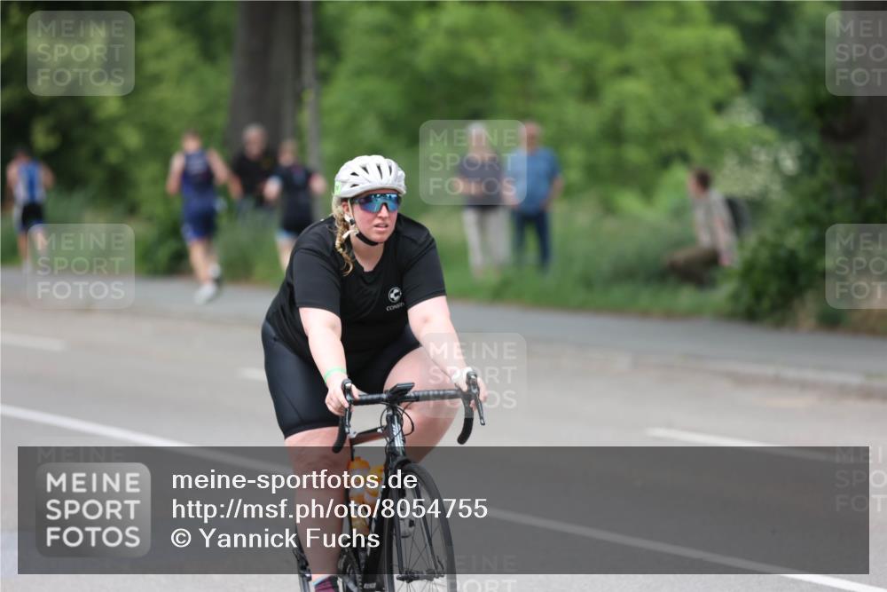 15.06.2025 - 7 Türme Triathlon Yannick Fuchs http://msf.ph/oto/8054755 15.06.2025 13:58:33 Radfahren  meine-sportfotos.de