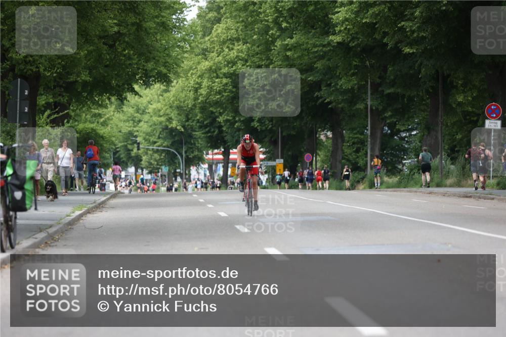 15.06.2025 - 7 Türme Triathlon Yannick Fuchs http://msf.ph/oto/8054766 15.06.2025 13:59:00 Radfahren 0, 18 meine-sportfotos.de