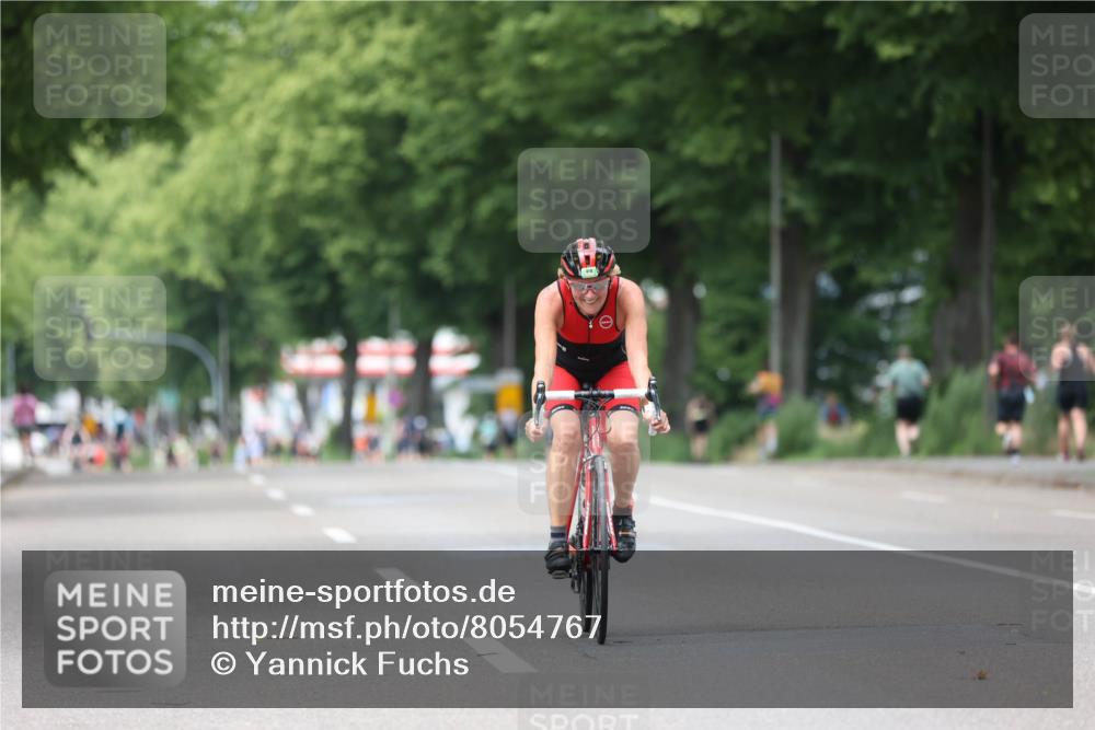 15.06.2025 - 7 Türme Triathlon Yannick Fuchs http://msf.ph/oto/8054767 15.06.2025 13:59:02 Radfahren  meine-sportfotos.de