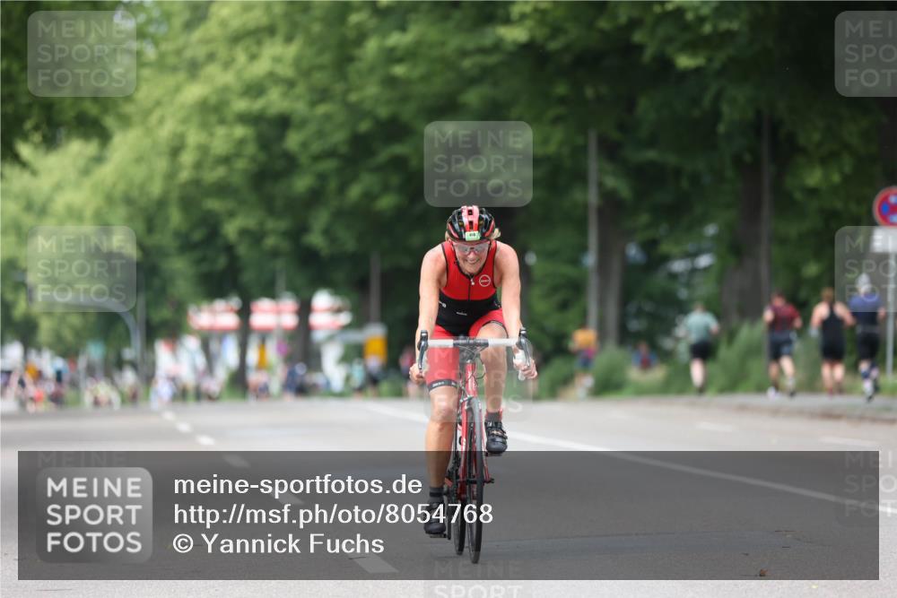 15.06.2025 - 7 Türme Triathlon Yannick Fuchs http://msf.ph/oto/8054768 15.06.2025 13:59:02 Radfahren  meine-sportfotos.de