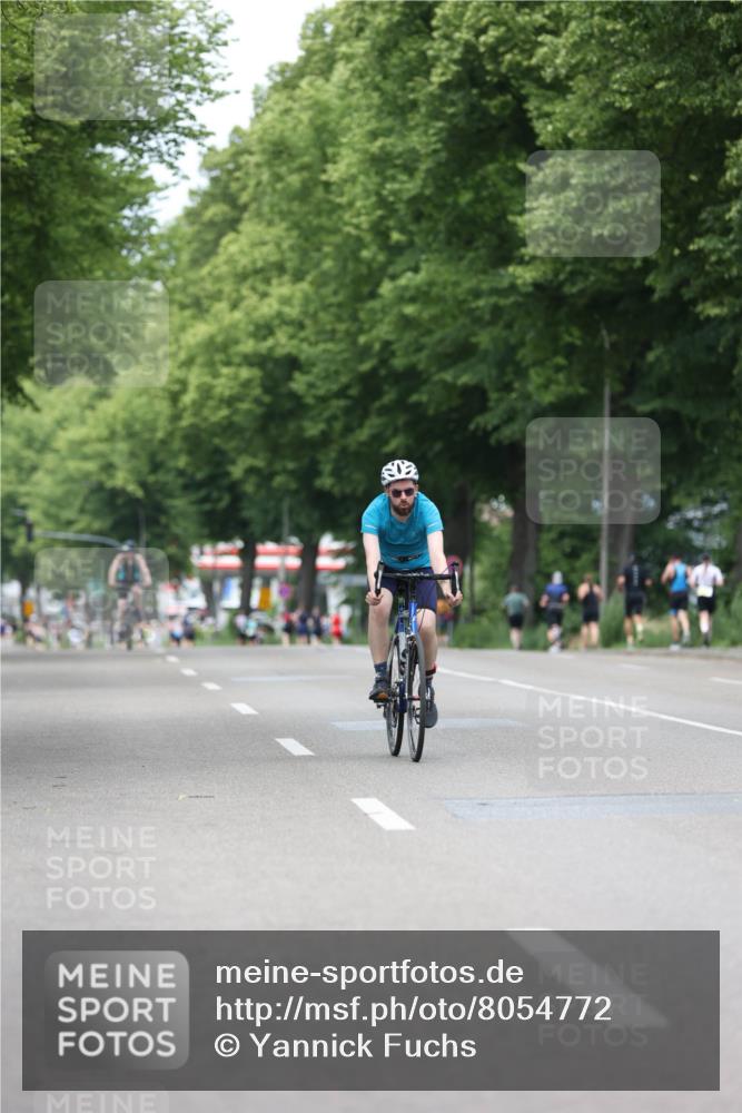 15.06.2025 - 7 Türme Triathlon Yannick Fuchs http://msf.ph/oto/8054772 15.06.2025 13:59:16 Radfahren  meine-sportfotos.de