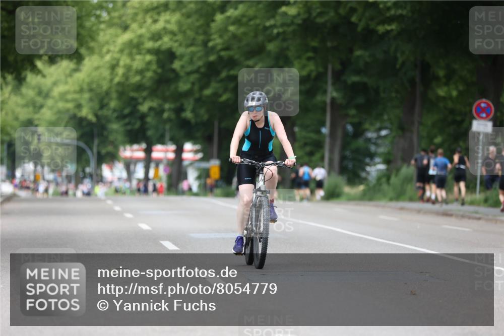 15.06.2025 - 7 Türme Triathlon Yannick Fuchs http://msf.ph/oto/8054779 15.06.2025 13:59:23 Radfahren  meine-sportfotos.de