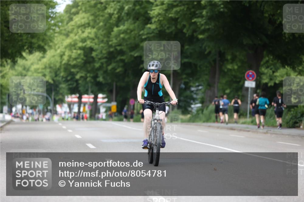 15.06.2025 - 7 Türme Triathlon Yannick Fuchs http://msf.ph/oto/8054781 15.06.2025 13:59:24 Radfahren  meine-sportfotos.de
