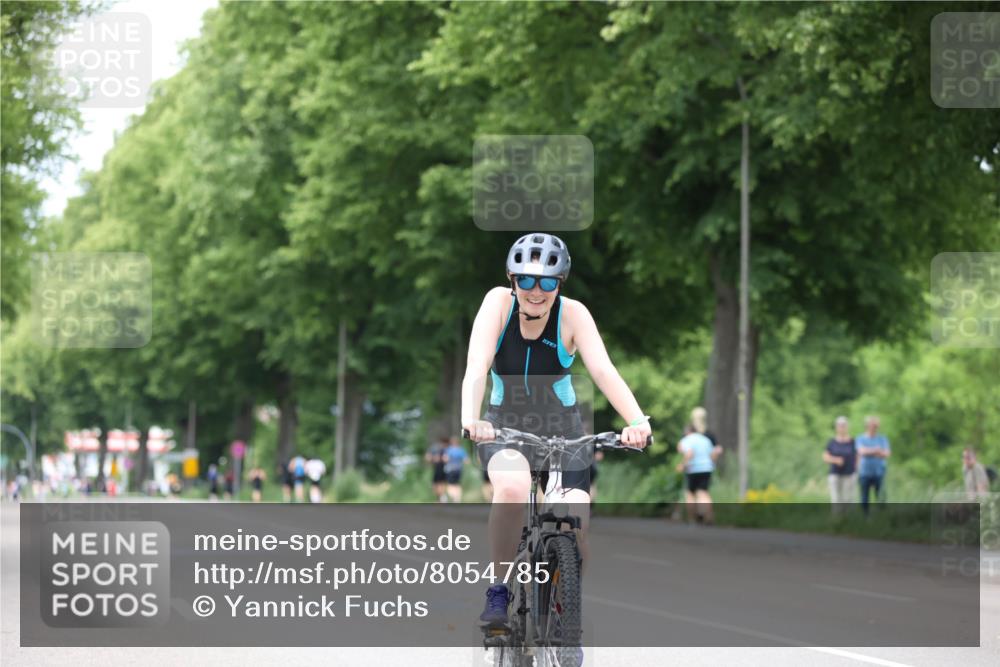 15.06.2025 - 7 Türme Triathlon Yannick Fuchs http://msf.ph/oto/8054785 15.06.2025 13:59:25 Radfahren  meine-sportfotos.de