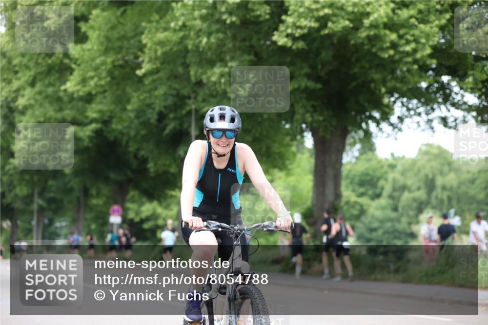15.06.2025 - 7 Türme Triathlon Yannick Fuchs http://msf.ph/oto/8054788 15.06.2025 13:59:25 Radfahren  meine-sportfotos.de