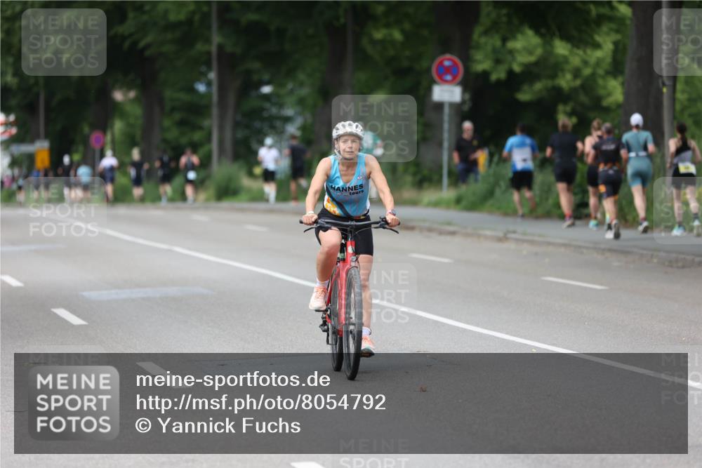 15.06.2025 - 7 Türme Triathlon Yannick Fuchs http://msf.ph/oto/8054792 15.06.2025 13:59:56 Radfahren  meine-sportfotos.de