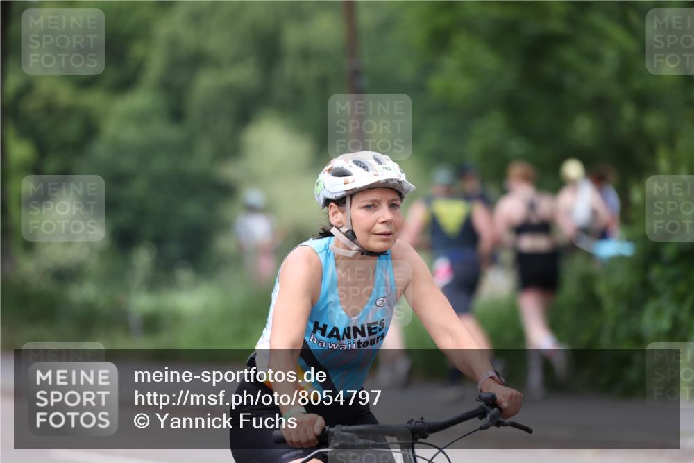 15.06.2025 - 7 Türme Triathlon Yannick Fuchs http://msf.ph/oto/8054797 15.06.2025 13:59:58 Radfahren  meine-sportfotos.de