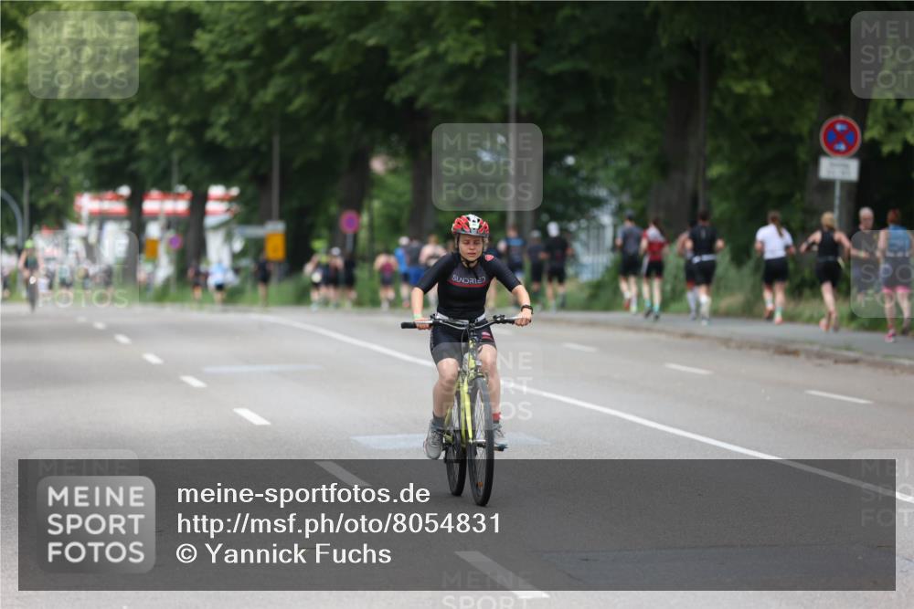 15.06.2025 - 7 Türme Triathlon Yannick Fuchs http://msf.ph/oto/8054831 15.06.2025 14:00:36 Radfahren  meine-sportfotos.de