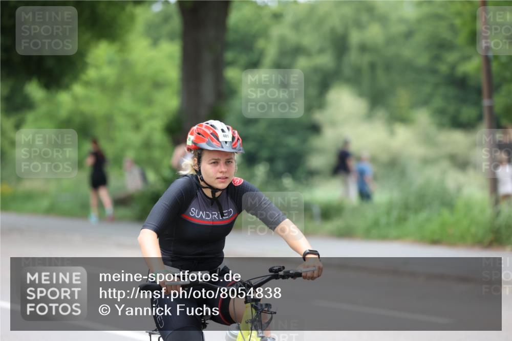 15.06.2025 - 7 Türme Triathlon Yannick Fuchs http://msf.ph/oto/8054838 15.06.2025 14:00:38 Radfahren 401 meine-sportfotos.de