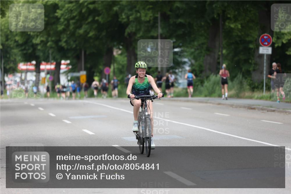 15.06.2025 - 7 Türme Triathlon Yannick Fuchs http://msf.ph/oto/8054841 15.06.2025 14:00:47 Radfahren  meine-sportfotos.de