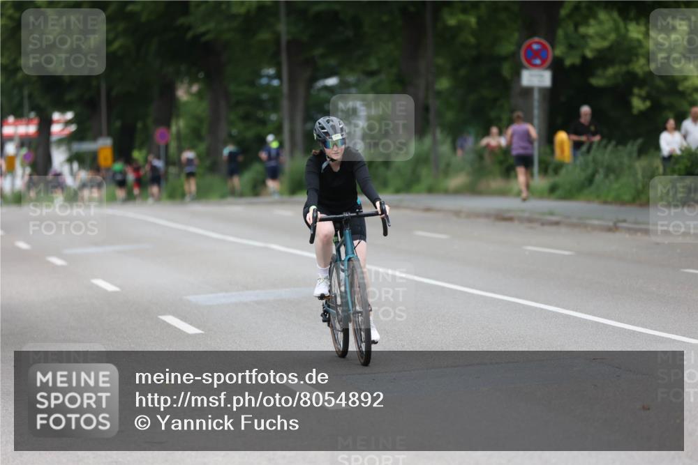15.06.2025 - 7 Türme Triathlon Yannick Fuchs http://msf.ph/oto/8054892 15.06.2025 14:02:48 Radfahren  meine-sportfotos.de