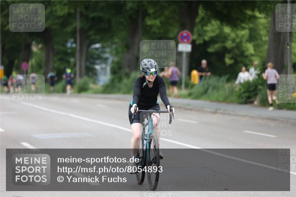15.06.2025 - 7 Türme Triathlon Yannick Fuchs http://msf.ph/oto/8054893 15.06.2025 14:02:48 Radfahren  meine-sportfotos.de