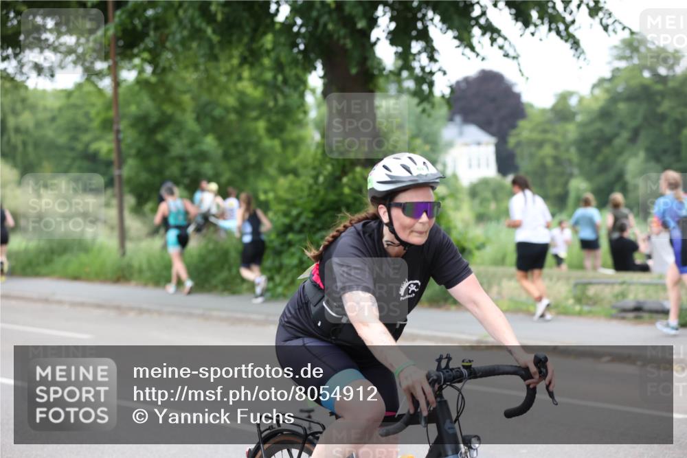15.06.2025 - 7 Türme Triathlon Yannick Fuchs http://msf.ph/oto/8054912 15.06.2025 14:02:56 Radfahren  meine-sportfotos.de