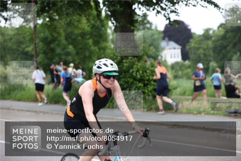 15.06.2025 - 7 Türme Triathlon Yannick Fuchs http://msf.ph/oto/8054917 15.06.2025 14:03:00 Radfahren  meine-sportfotos.de