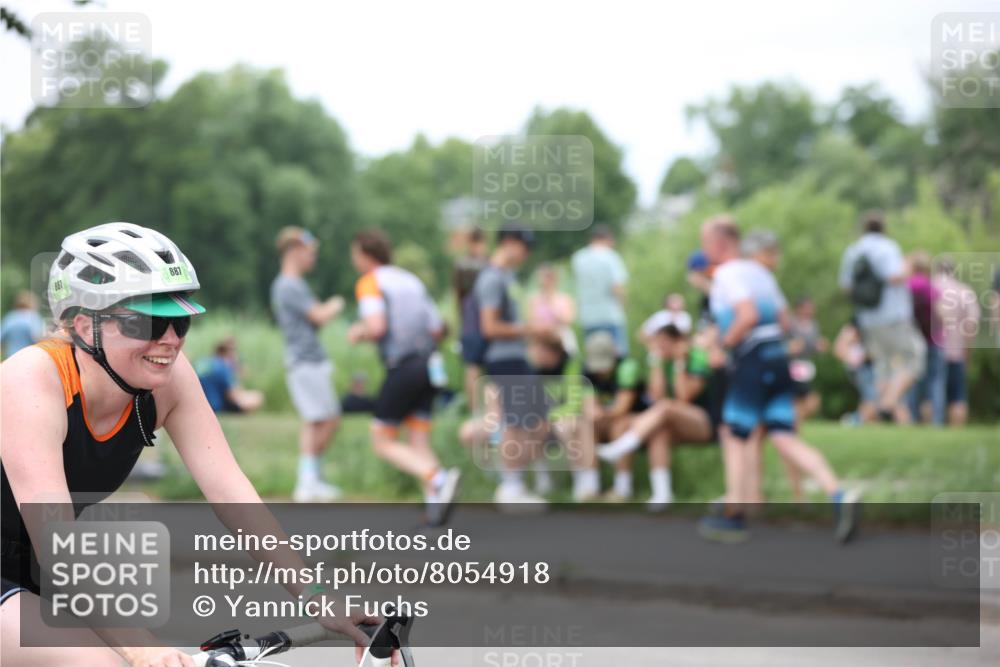 15.06.2025 - 7 Türme Triathlon Yannick Fuchs http://msf.ph/oto/8054918 15.06.2025 14:03:00 Radfahren 887 meine-sportfotos.de