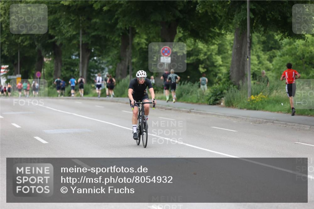15.06.2025 - 7 Türme Triathlon Yannick Fuchs http://msf.ph/oto/8054932 15.06.2025 14:04:07 Radfahren  meine-sportfotos.de