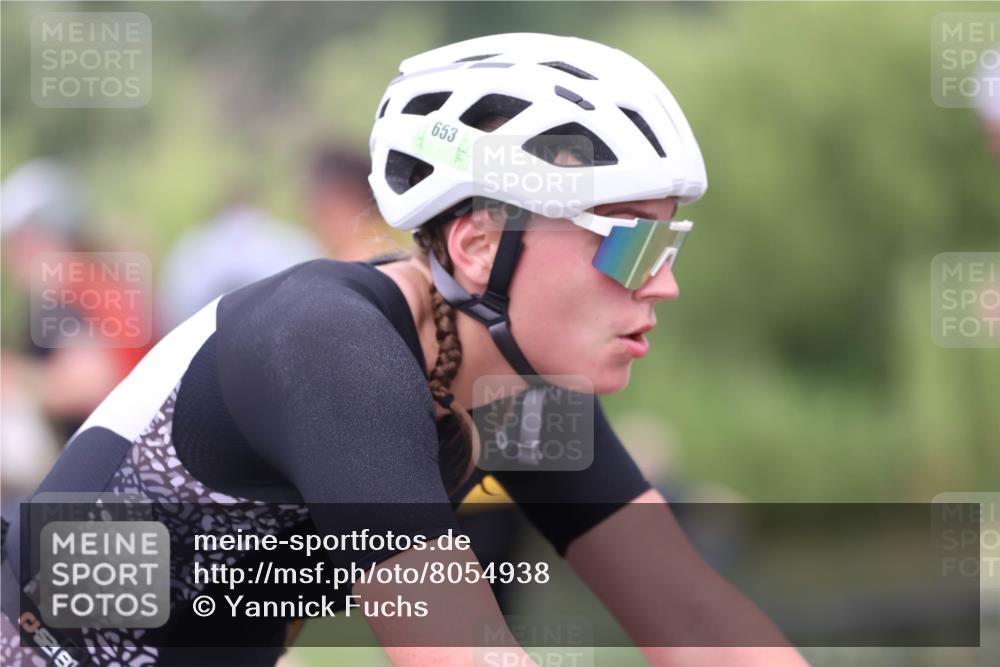 15.06.2025 - 7 Türme Triathlon Yannick Fuchs http://msf.ph/oto/8054938 15.06.2025 14:04:09 Radfahren 653 meine-sportfotos.de