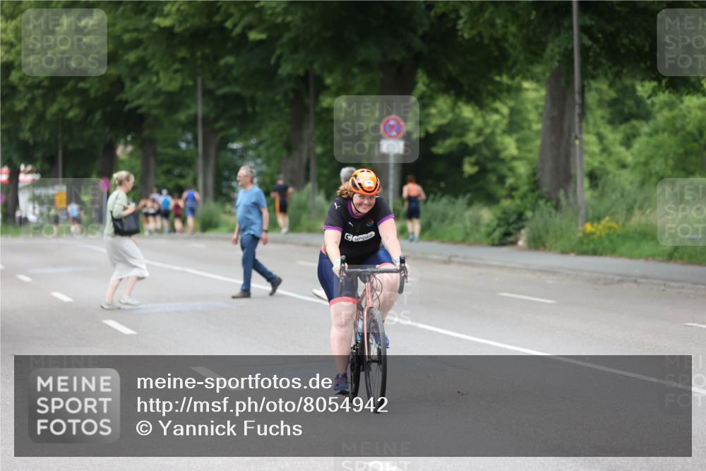 15.06.2025 - 7 Türme Triathlon Yannick Fuchs http://msf.ph/oto/8054942 15.06.2025 14:05:45 Radfahren  meine-sportfotos.de