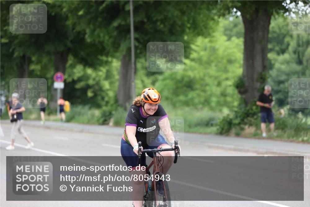 15.06.2025 - 7 Türme Triathlon Yannick Fuchs http://msf.ph/oto/8054943 15.06.2025 14:05:46 Radfahren  meine-sportfotos.de