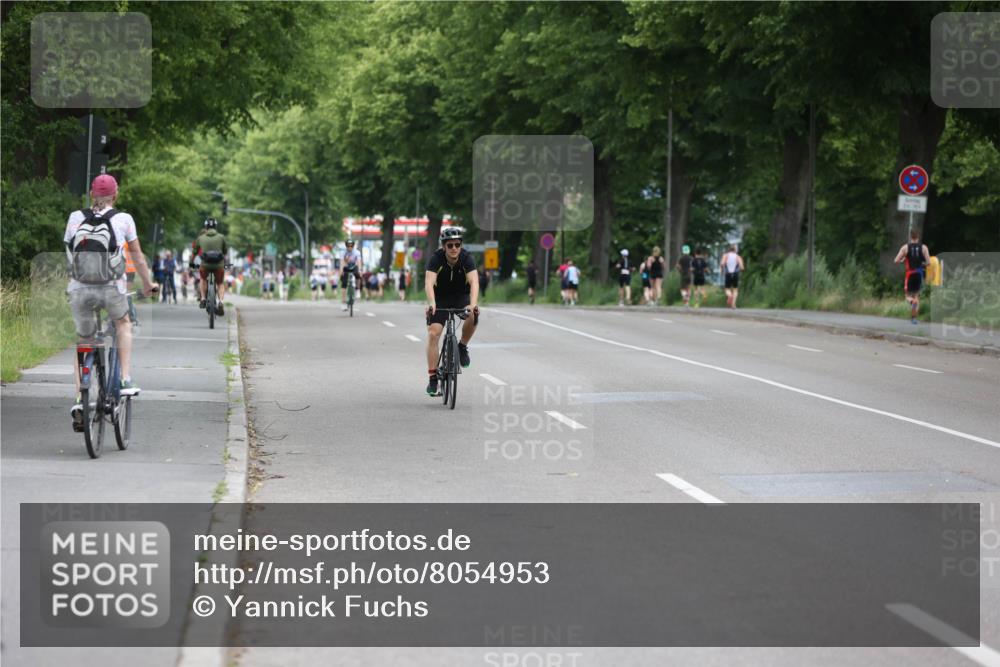 15.06.2025 - 7 Türme Triathlon Yannick Fuchs http://msf.ph/oto/8054953 15.06.2025 14:08:43 Radfahren  meine-sportfotos.de