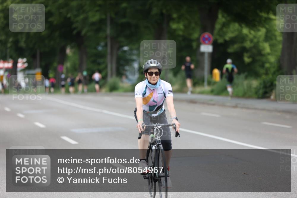 15.06.2025 - 7 Türme Triathlon Yannick Fuchs http://msf.ph/oto/8054967 15.06.2025 14:08:50 Radfahren  meine-sportfotos.de