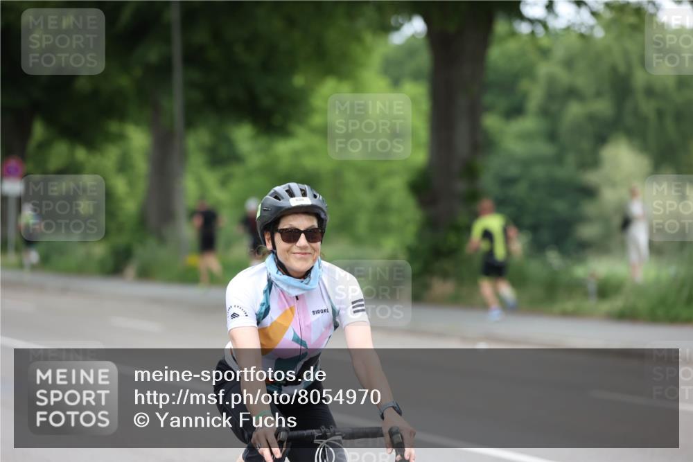 15.06.2025 - 7 Türme Triathlon Yannick Fuchs http://msf.ph/oto/8054970 15.06.2025 14:08:51 Radfahren  meine-sportfotos.de